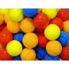 Soft míčky jsou vyrobeny z pěnové hmoty vhodné pro použití ve sportu, v léčebné tělesné výchově i k různým hrám. Zpomaleně se odrážejí a hra s nimi je nehlučná a bezpečná. Průměr míčku 7 cm, v různých barvách.